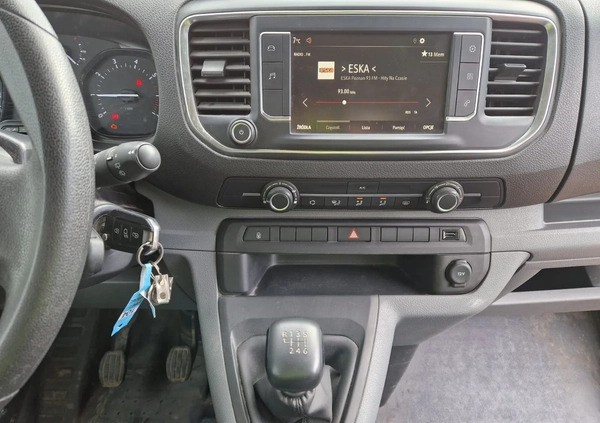 Opel Vivaro cena 53821 przebieg: 151000, rok produkcji 2020 z Myślenice małe 106